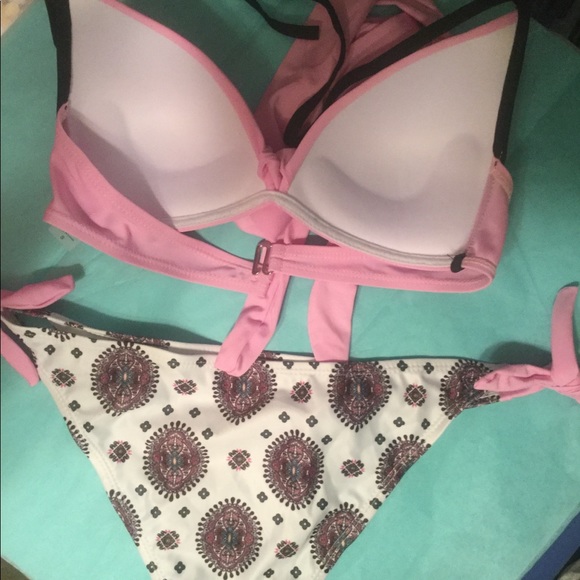LAST 1❤️SIZZLING PINK X STYLE MOLDED CUP BIKINI - Picture 5 of 8